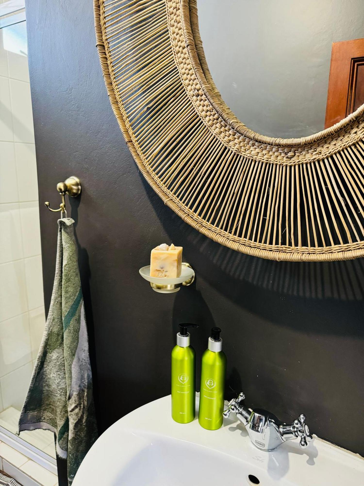 Megumi - Vaal Riverside Retreat - Loadshedding Friendly Parys Esterno foto